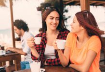 10 moduri prin care sa-ti faci prieteni ca adult