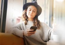 Daca dureaza ore sa raspunda, ar trebui sa fac acelasi lucru?