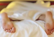 5 modalitati aprobate de experti de a adormi mai repede