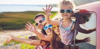 12 sfaturi care te vor ajuta sa economisesti in urmatoarea vacanta cu familia